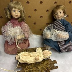 Porcelain nativity Dolls 