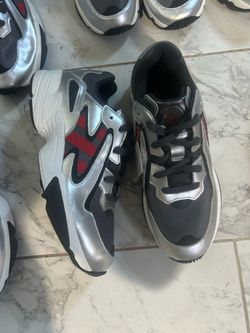 ADIDAS 11 Pairs YUNG-96 CHASM EE7240 MENS Shoes with out box
