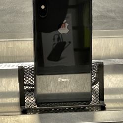 iPhone X 64GB UNLOCKED 