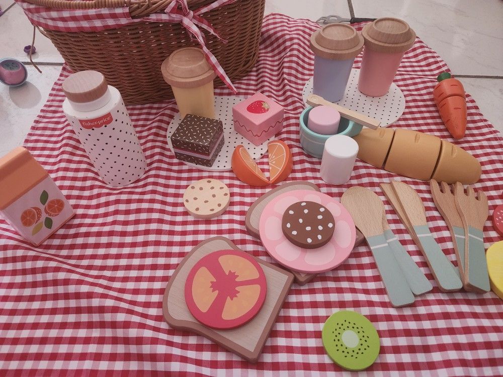Fisher Price Kids Wooden Toys Picnic Basket