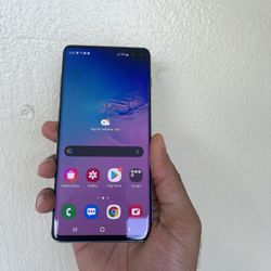 UNLOCKED SAMSUNG GALAXY S10 e / LOWEST PRICES 
