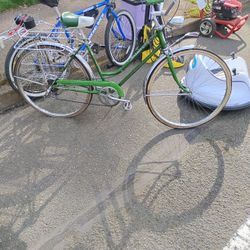 1965 Schwinn Commuter (Beach Cruiser)