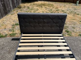 Bed - Full Sized