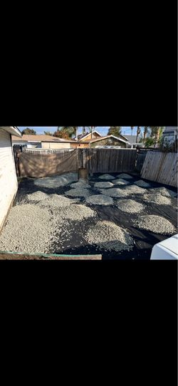 Gravel rocks