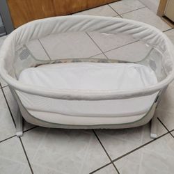 Baby Bassinet /Sleeper 