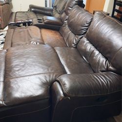 Leather Sectional W/Recliners and Chaise 