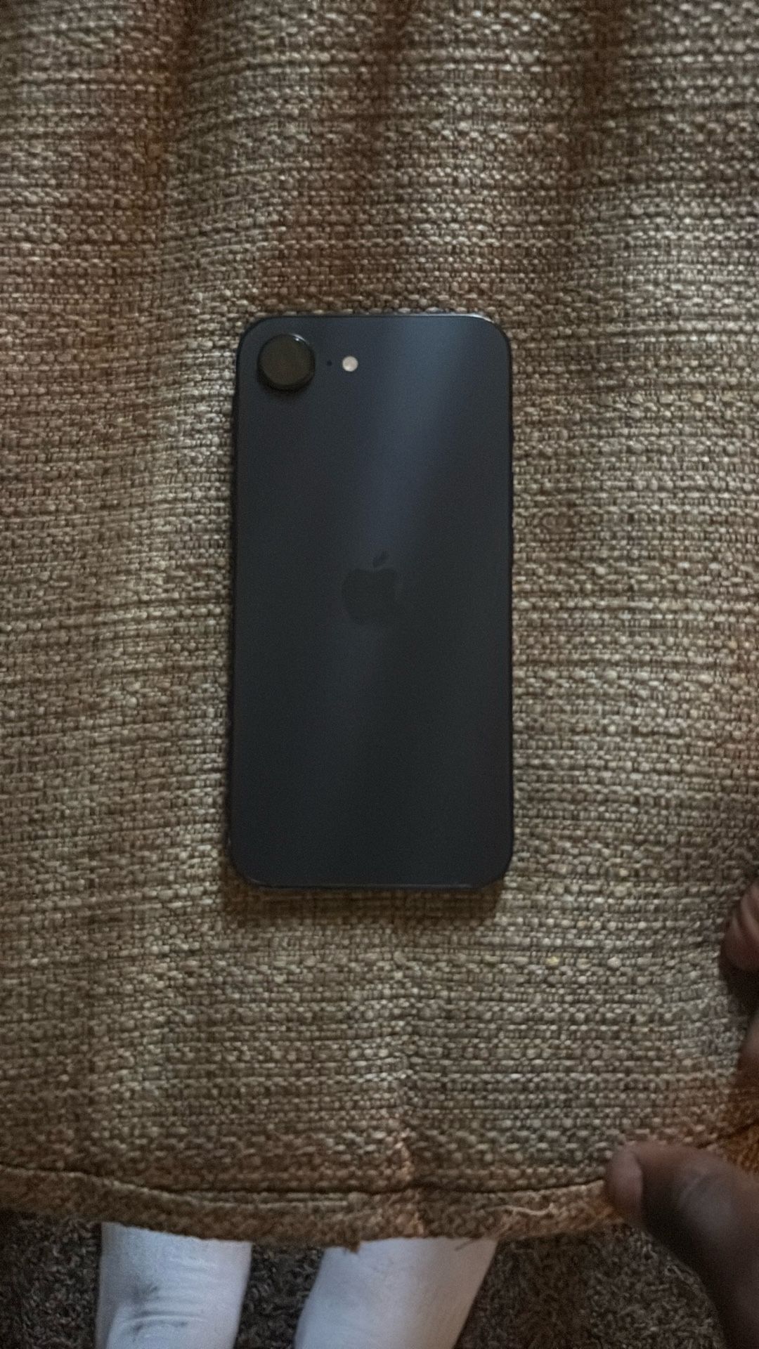 iPhone 16e