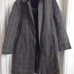 London Fog Clipper Mill Plaid Trench Coat with Black Faux Fur. Winter Coat. Rain