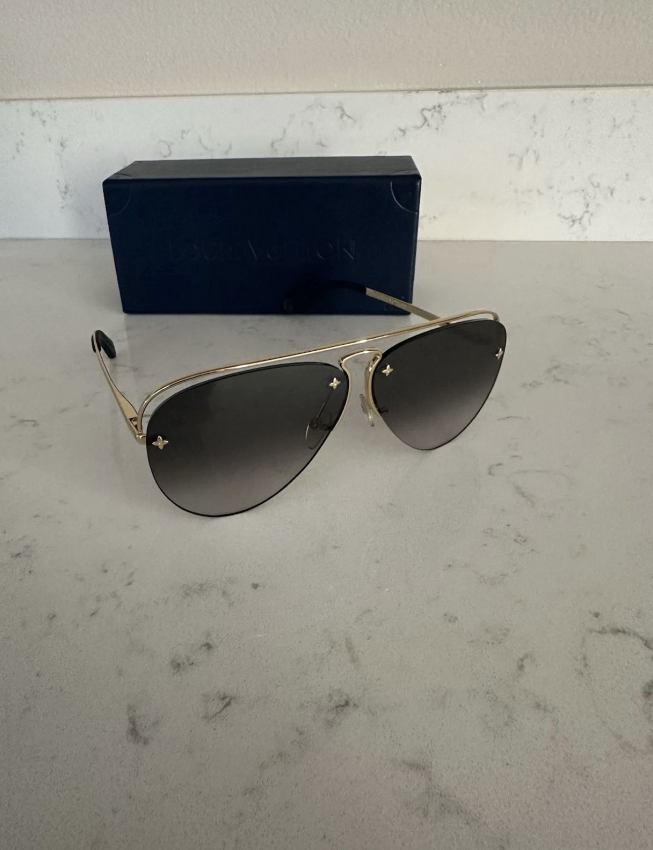 Louis Vuitton Grease Aviator Sunglasses Mask Gold