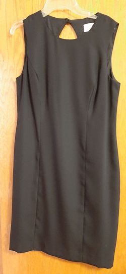 Petite Sophisticate Black Dress keyhole back.8P