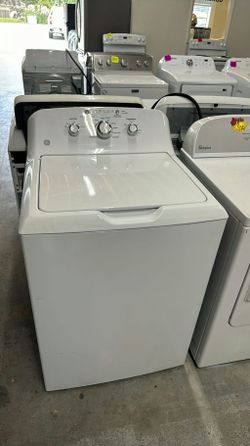 GE White Top Load Washer - Good Condition with Large Capacity