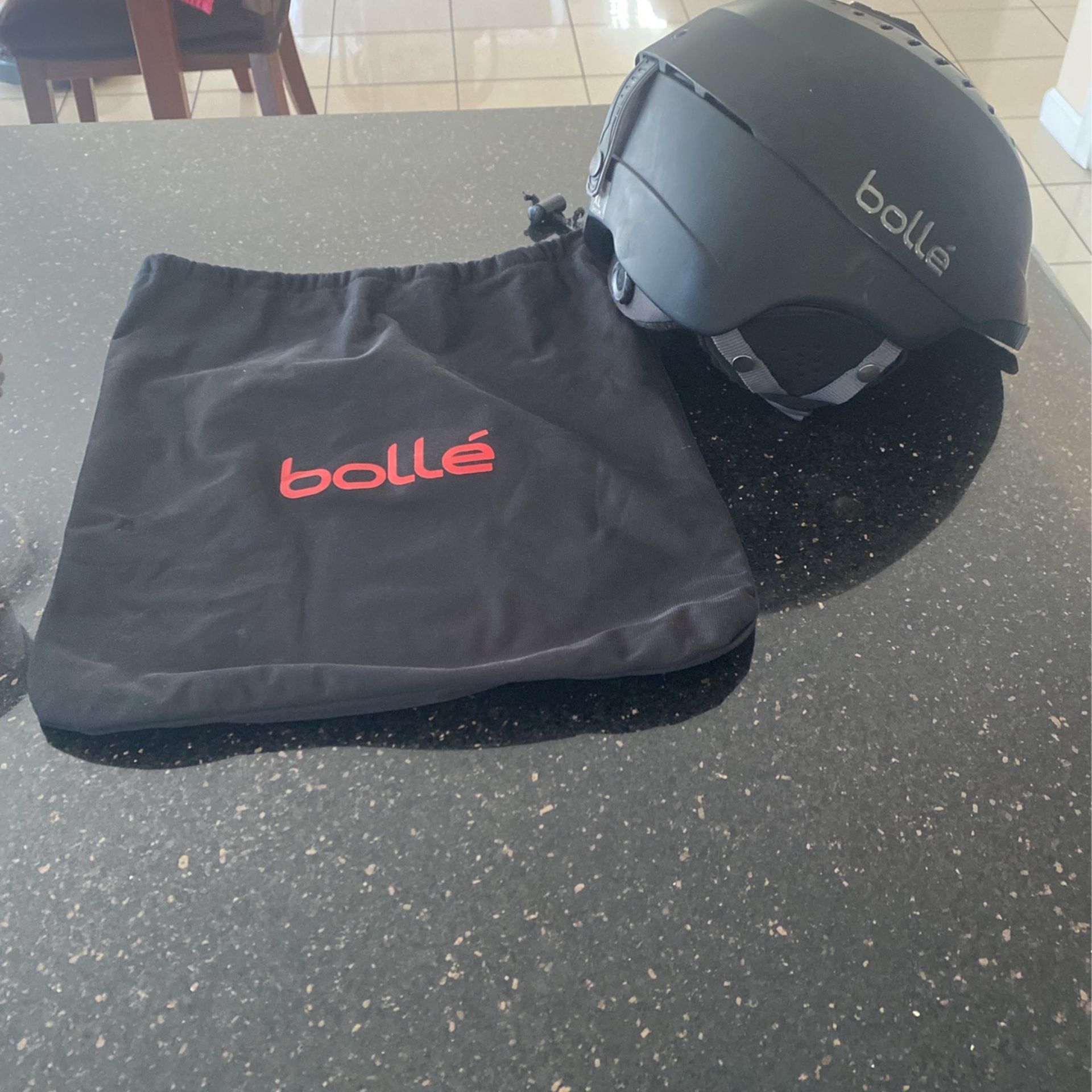 itle:  Lightly Used Bollé T60-A-1 Ski/Snowboard Helmet – Black, Size X Large],Includes Bag