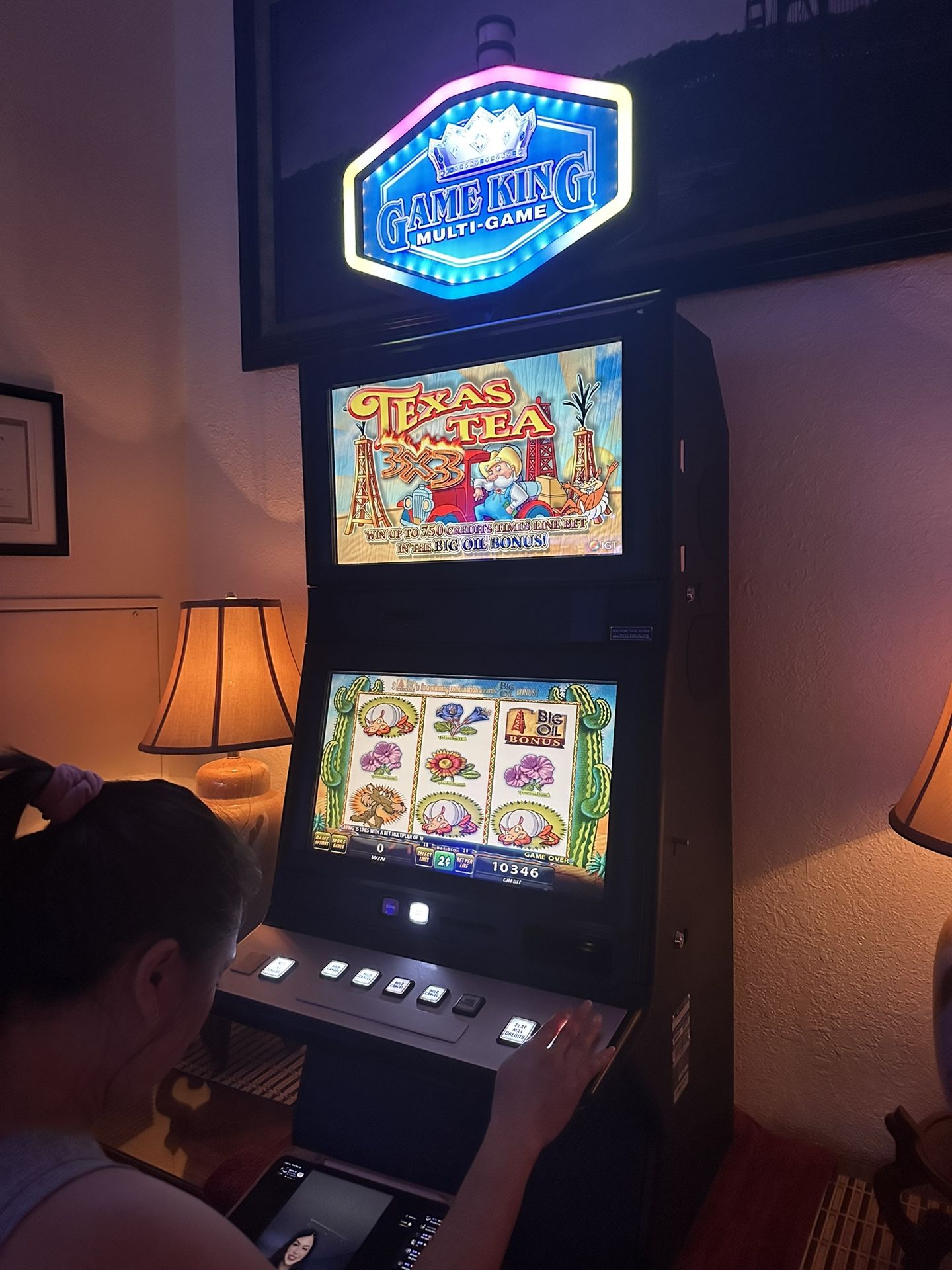 IGT G20 Dual Monitor Multigame Slot Machine