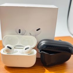 Apple AirPods PRO ONLY $99