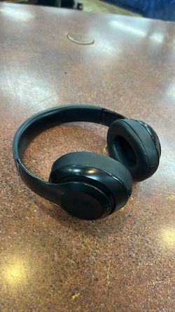 Beats Studio 3 overhead headphones