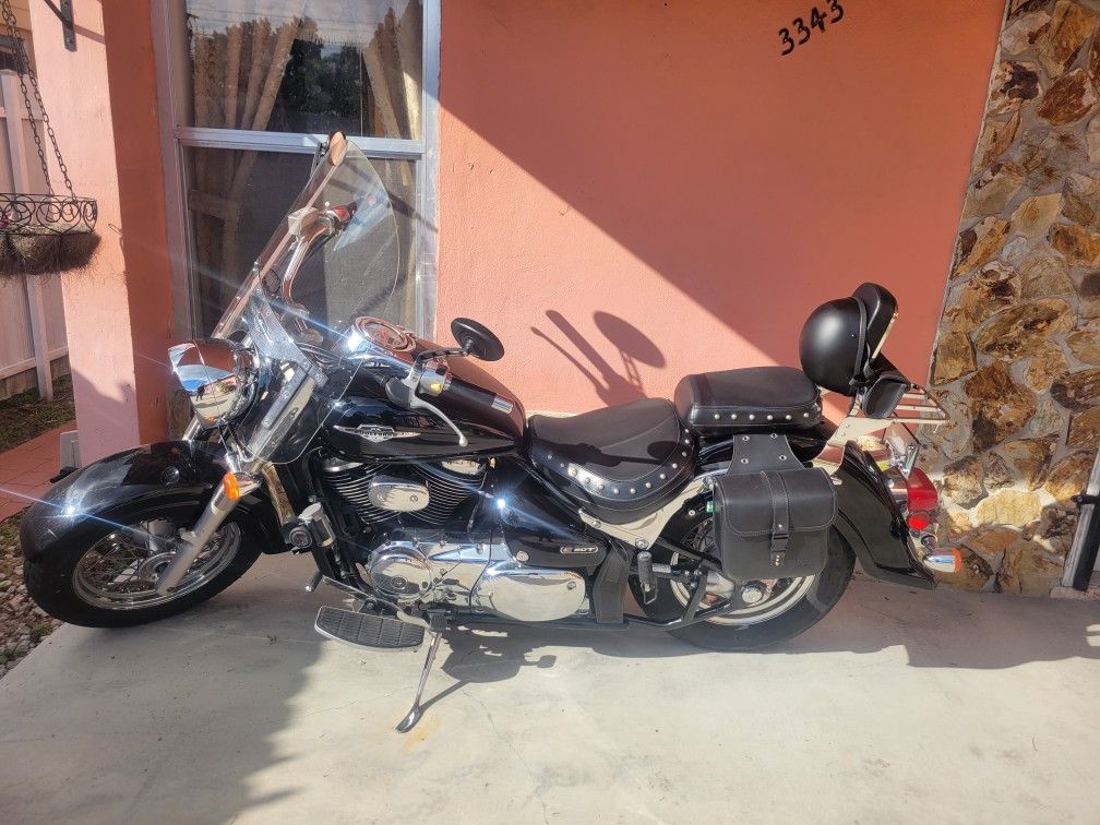 2007 Suzuki Boulevard