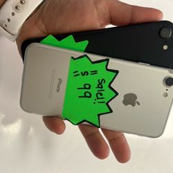 iPhone 7 32GB Unlocked 