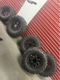 Cam-am tires