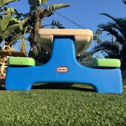 Little Tikes Table