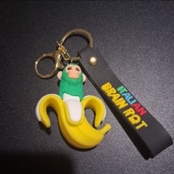 New Funny Italian Brainrot Meme Shark Figurines, Chimpanzini Bananini Keychain