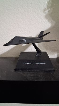 F-117 Nighthawk 1:180 Scale Die-Cast Model