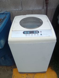 RCA Small personal washer