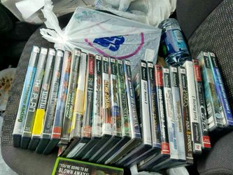 Over 40 ps2 games 2 controllers,white slim console, enterprise is 100%