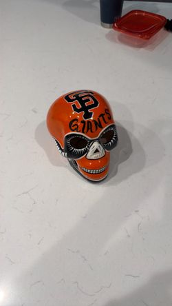 SF Giants skull