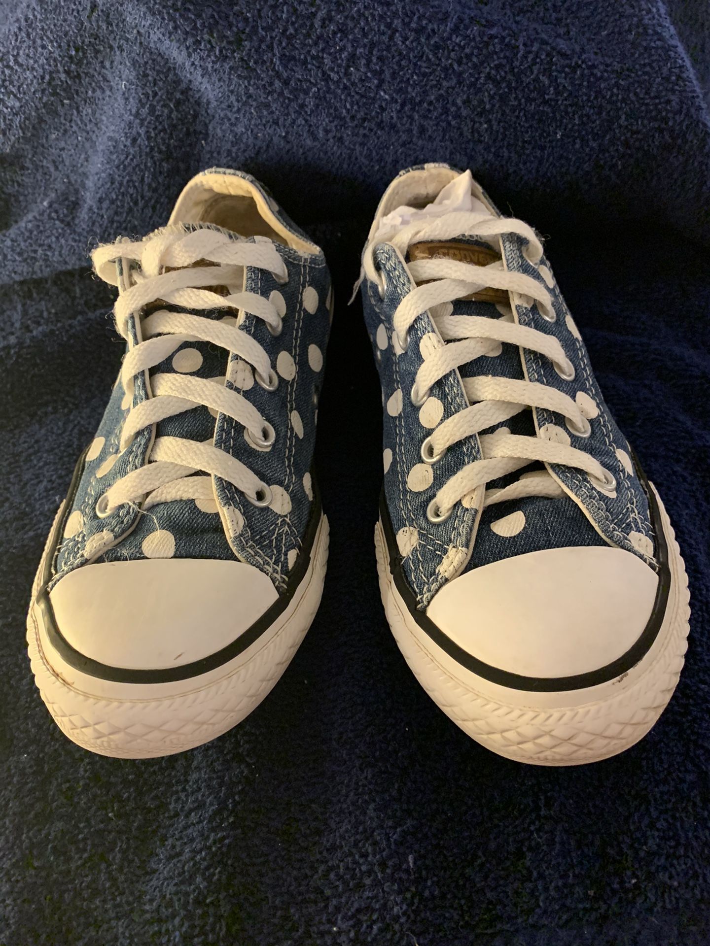 Youth girls Converse all Star polka dots size 2
