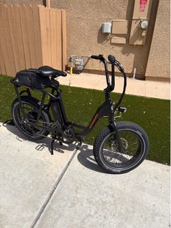 Radrunner low miles EXCELLENT condition with upgraded post and seat