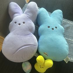 Peeps plush stuffies bundle 