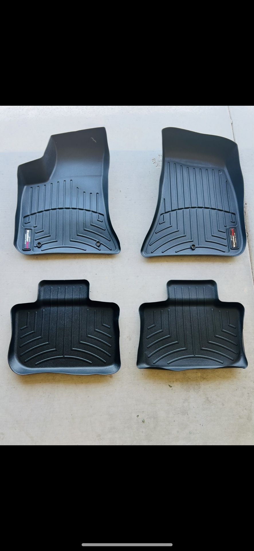 Chrysler 300 WeatherTech Mats