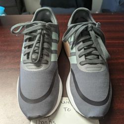 Adidas Women's Size 6.5