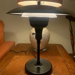 Vintage Mid Century Modern UL Saucer Lamp