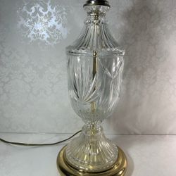 Regency Hill Crystal Lamp 
