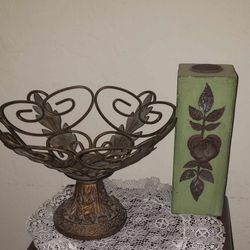 VINTAGE ORNATD WROUGHT CAST IRON BOWL FLORAL FLOWER CANDLE HOLDER DISPLAY TABLE DECOR 