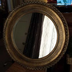 Wall mirror