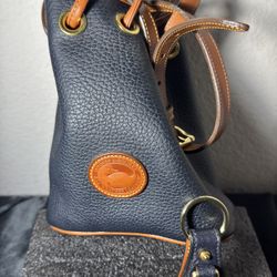 Dooney & Bourke Vintage Navy Blue Leather Drawstring Bucket Medium Crossbody Bag