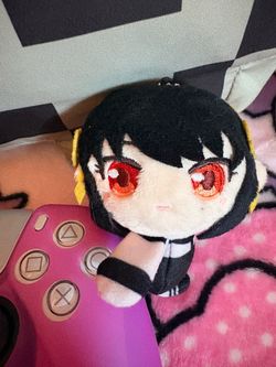 Yor Forger - Spy x Family keychain plush