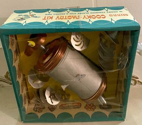 Vintage 1950’s Cookie Pastry Kit