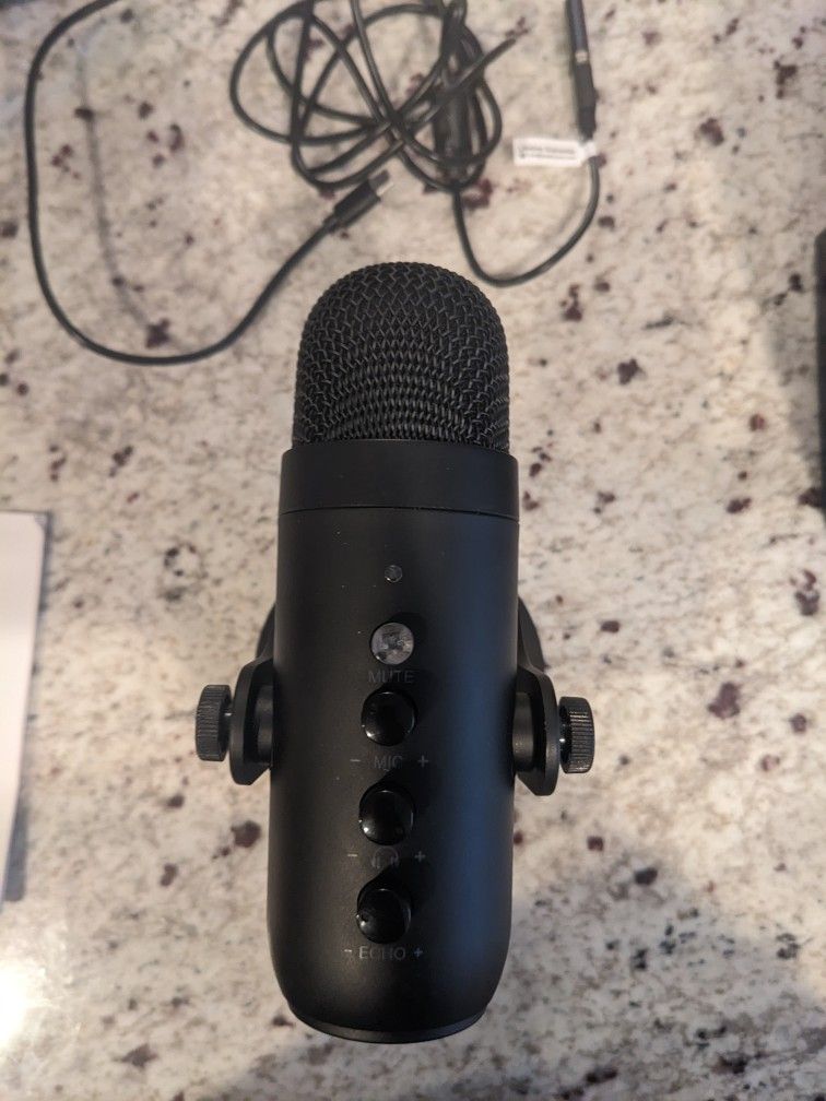Microphone (USB Plug n Play)