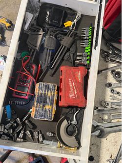 Hand tools / Power tools / Sockets / Tool Cart