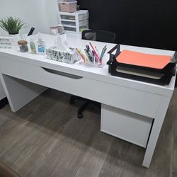 White Office Desk