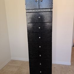 Swivel Chest With Drawers 