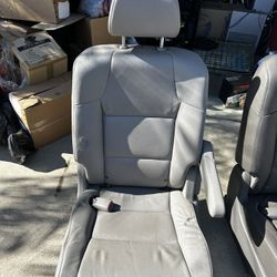 Leather Honda Odyssey Seat