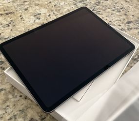 Apple iPad Pro 11 3rd gen 256GB, Wi-Fi - Space Gray or Silver - Good