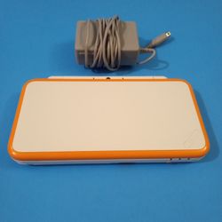 Nintendo 2DS XL 