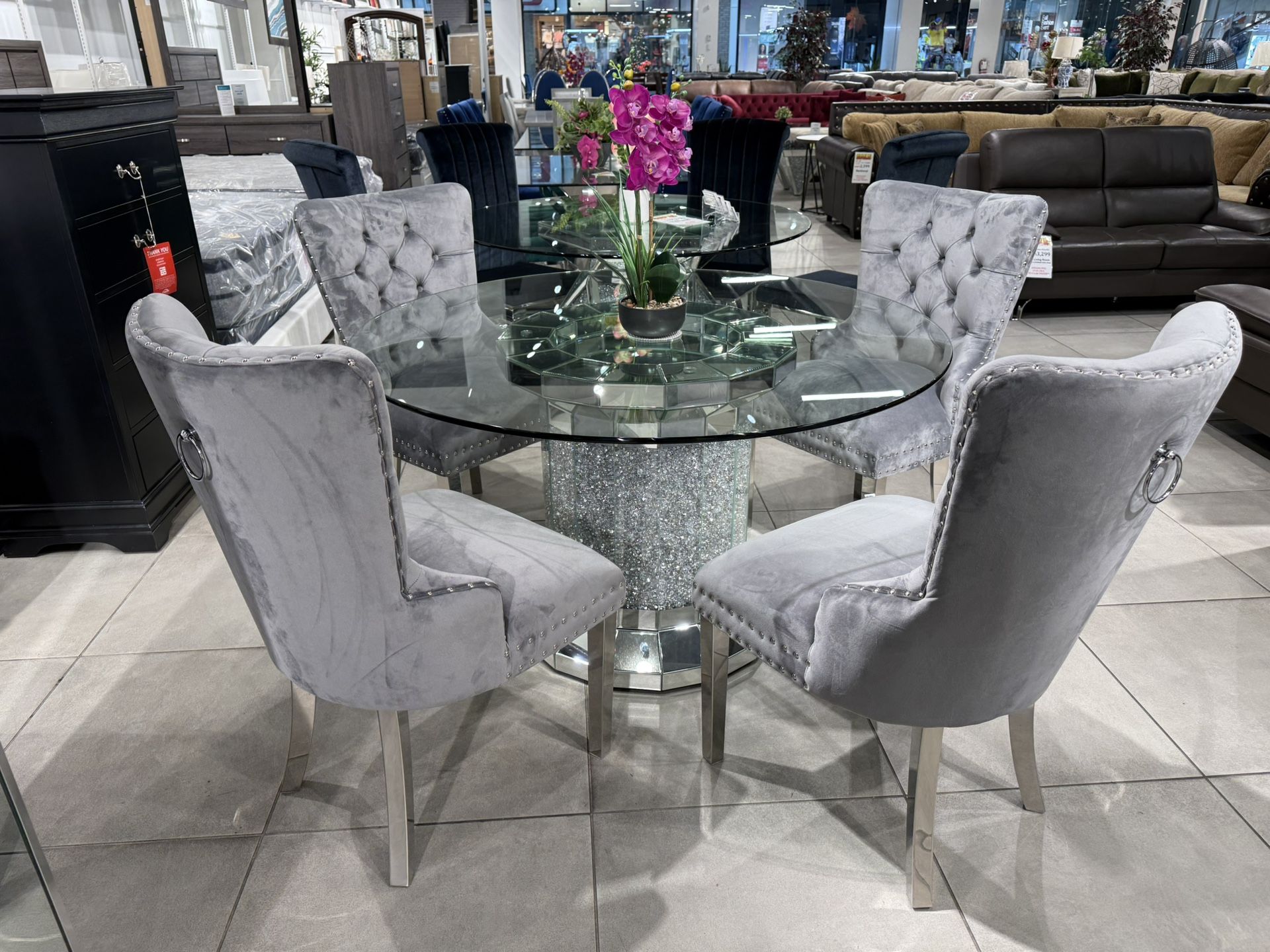 5pc Dining Set 🩶 Grey Velvet Chairs