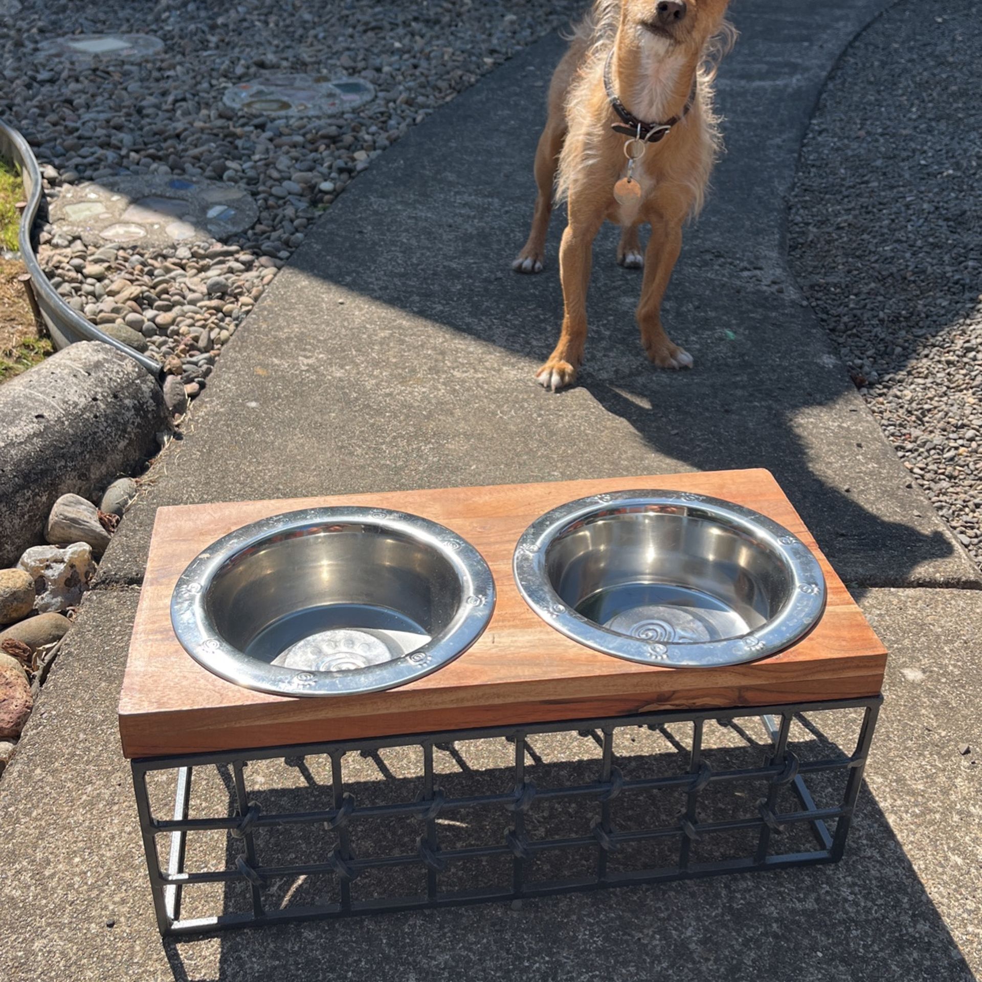 Dog Bowl Holder