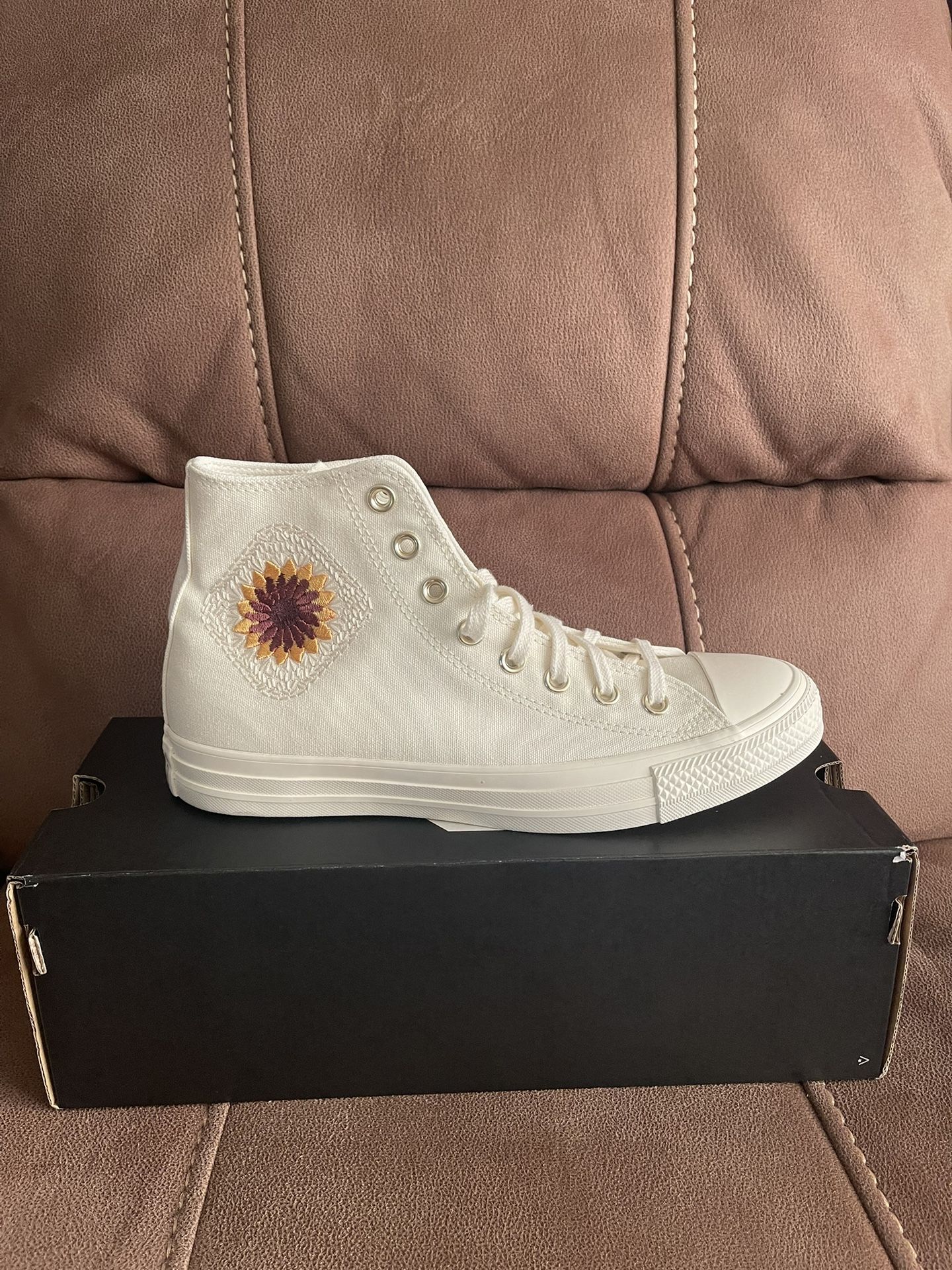 Converse Hight Top Size 9.5